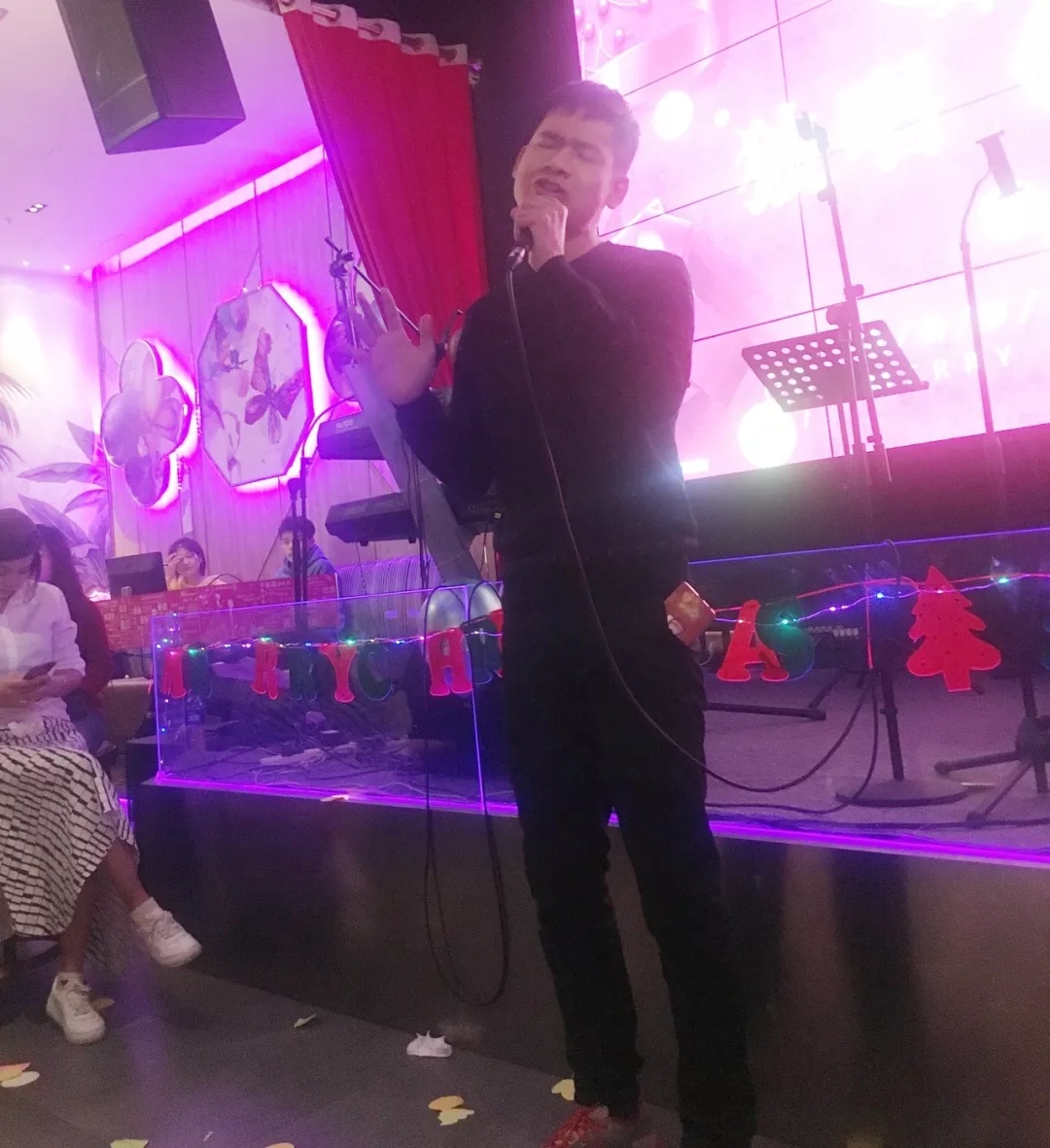 雄松華章“友情歲月，無聚不歡”2019屆狂歡派對
